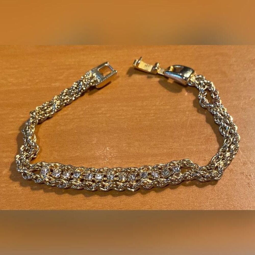 Gold Tone Rhinestone Tennis Chain Bracelet Women's Box Clasp 6.5” Jewelry Vtg